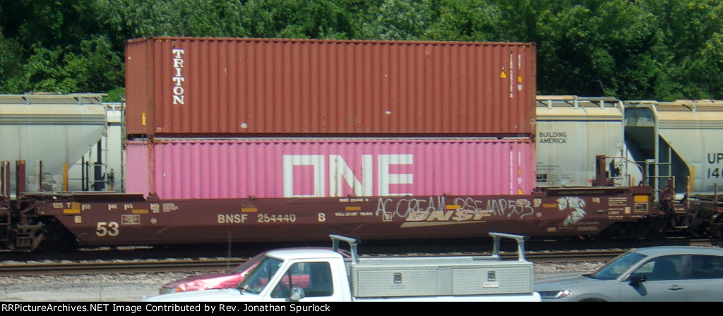 BNSF 254440B and two containers